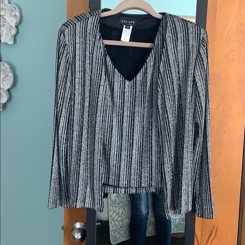 Gorgeous tank style top w jacket